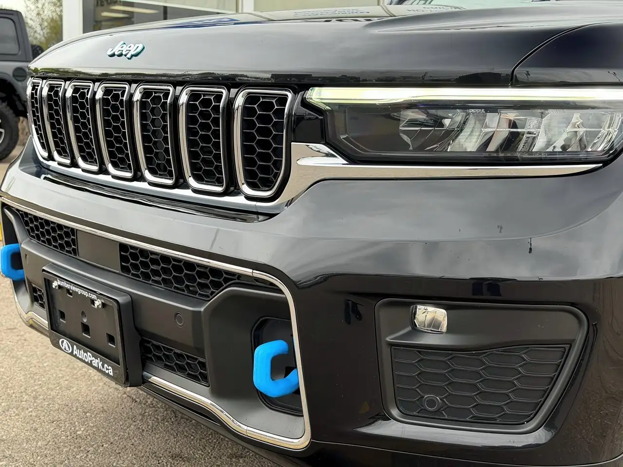 Jeep Grand Cherokee снимка Jeep Grand Cherokee
