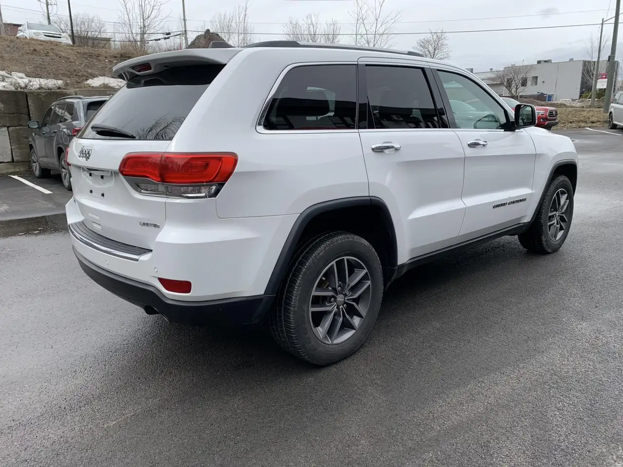 Jeep Grand Cherokee снимка Jeep Grand Cherokee