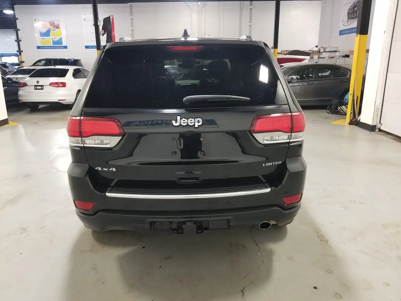 Jeep Grand Cherokee снимка Jeep Grand Cherokee