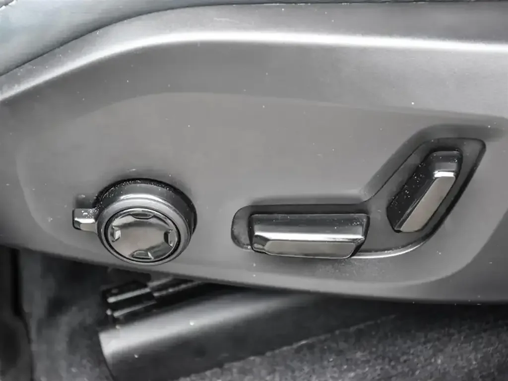 Volvo XC60 снимка Volvo XC60