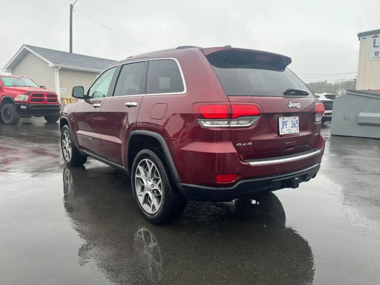 Jeep Grand Cherokee снимка Jeep Grand Cherokee