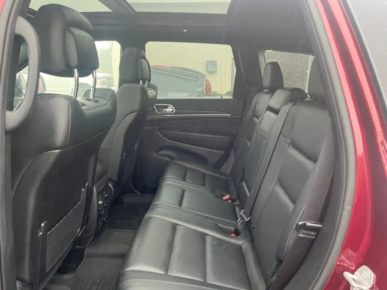 Jeep Grand Cherokee снимка Jeep Grand Cherokee