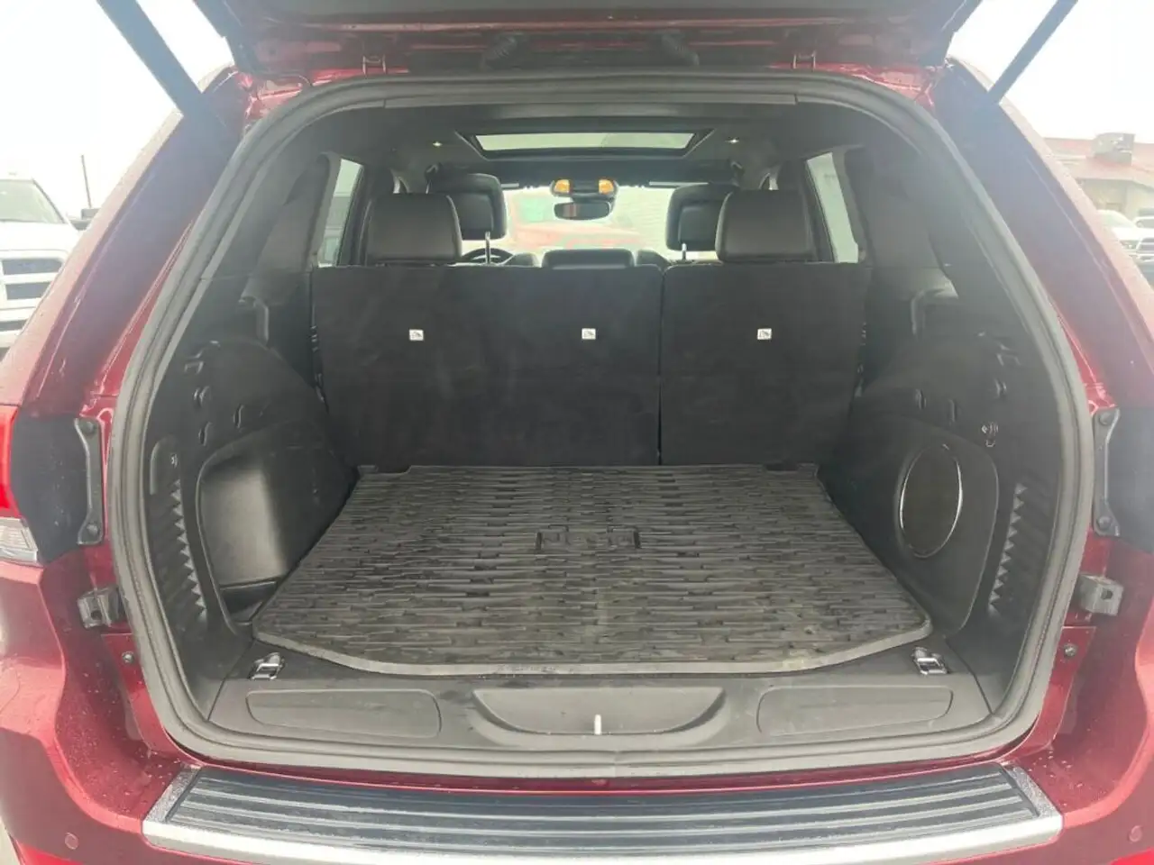 Jeep Grand Cherokee снимка Jeep Grand Cherokee