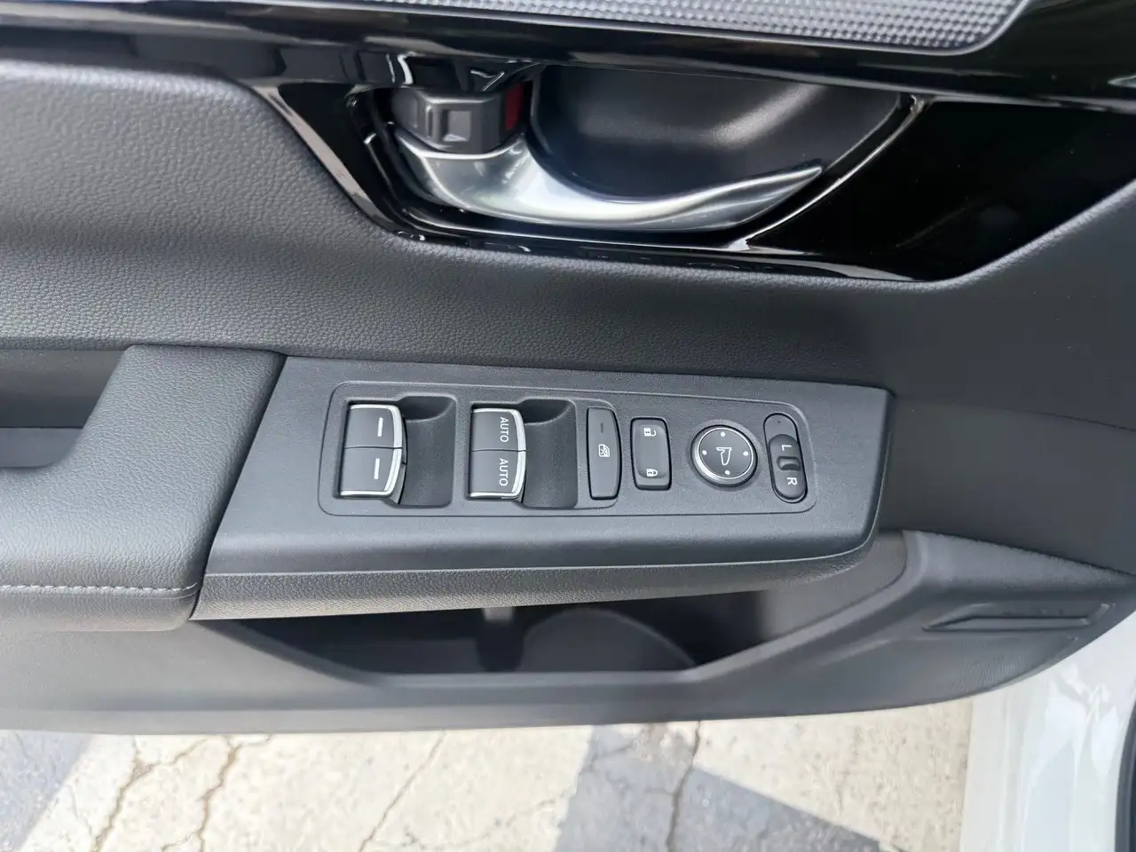 Honda CR-V photo Honda CR-V
