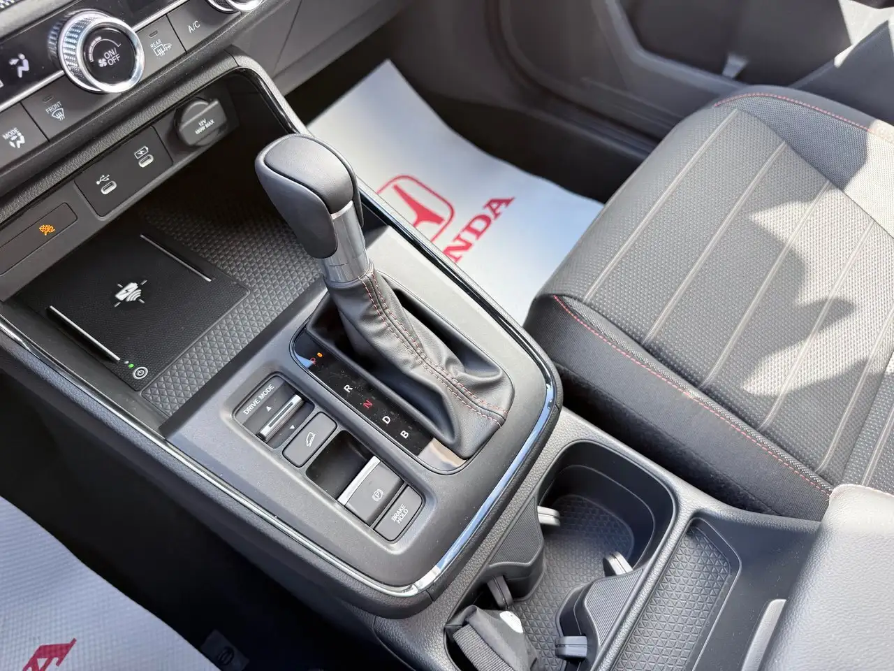 Honda CR-V снимка Honda CR-V