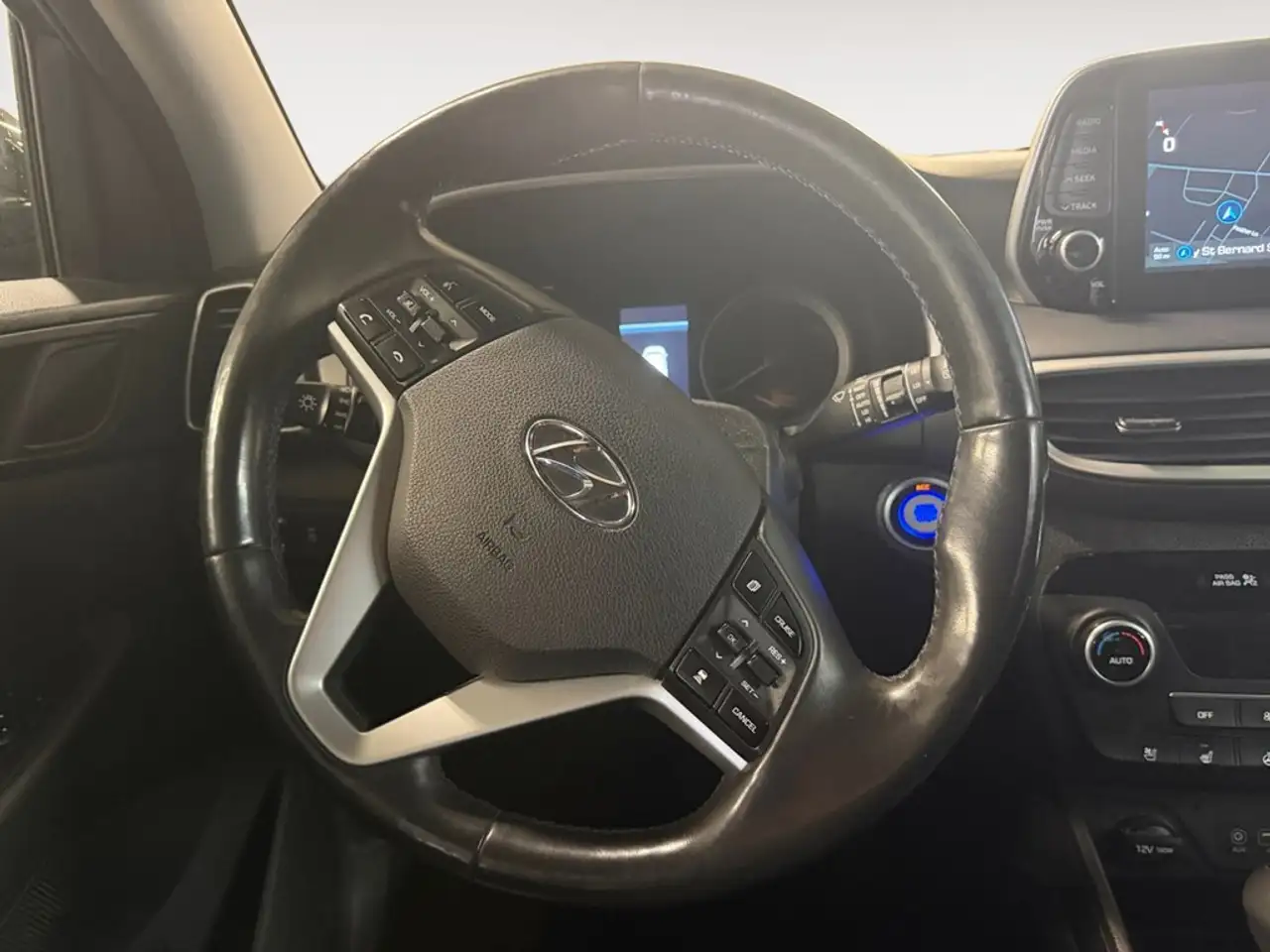 Hyundai TUCSON снимка Hyundai TUCSON