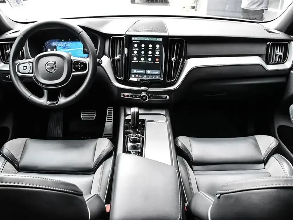 Volvo XC60 снимка Volvo XC60