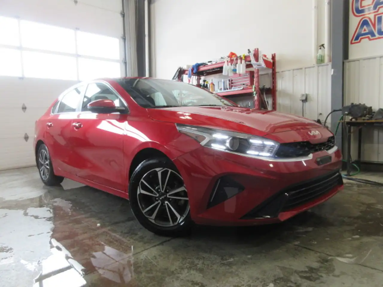 Kia Forte снимка Kia Forte