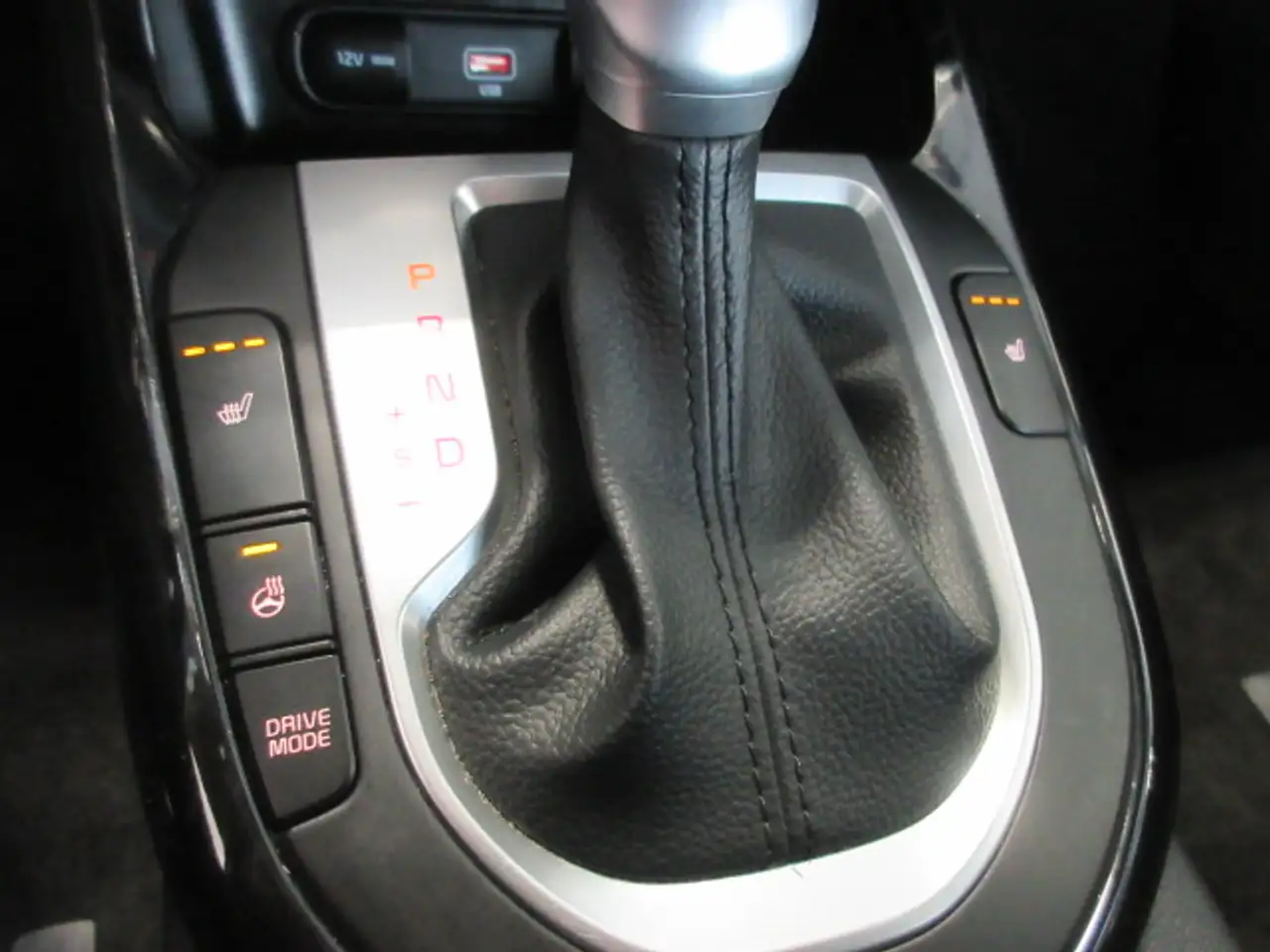 Kia Forte снимка Kia Forte