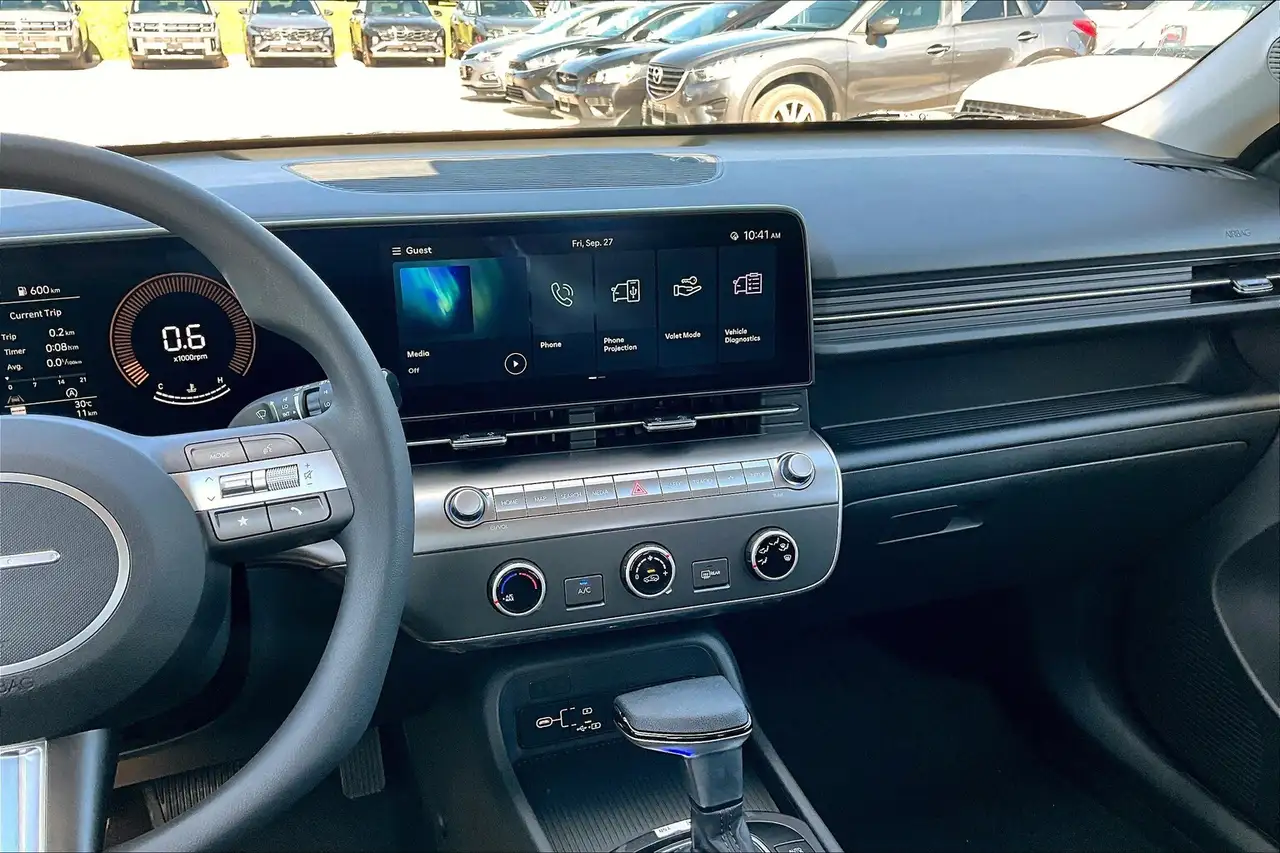 Hyundai KONA снимка Hyundai KONA
