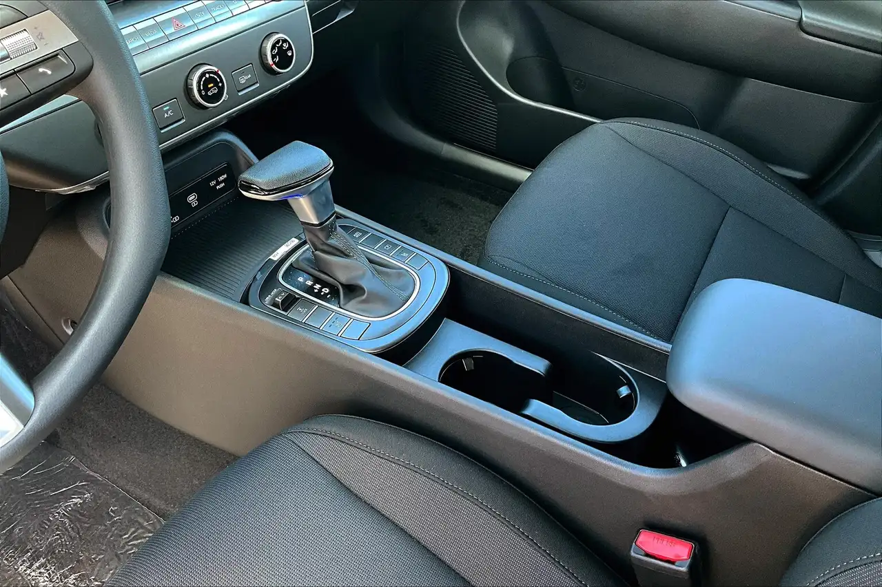 Hyundai KONA снимка Hyundai KONA