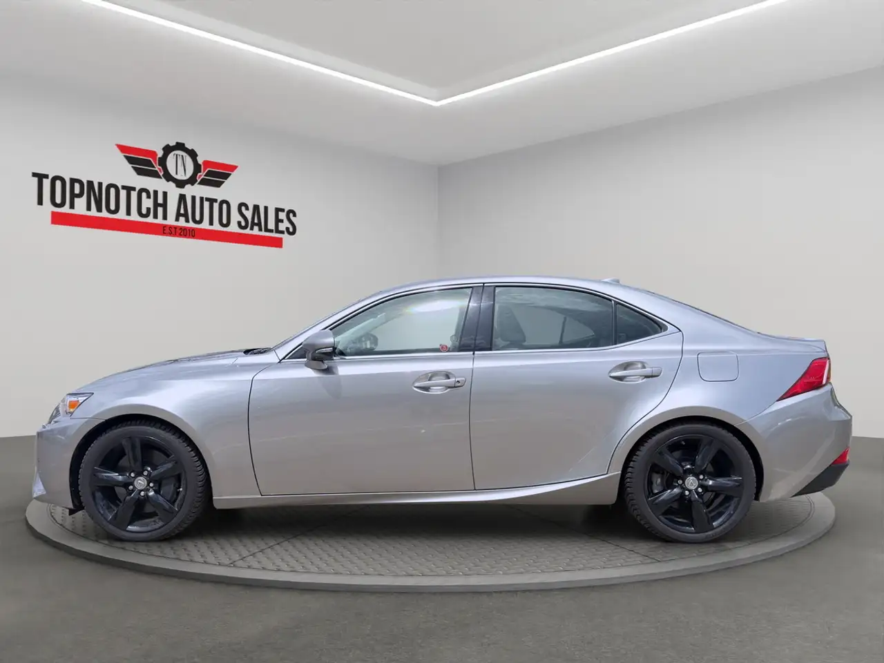 Lexus IS снимка Lexus IS