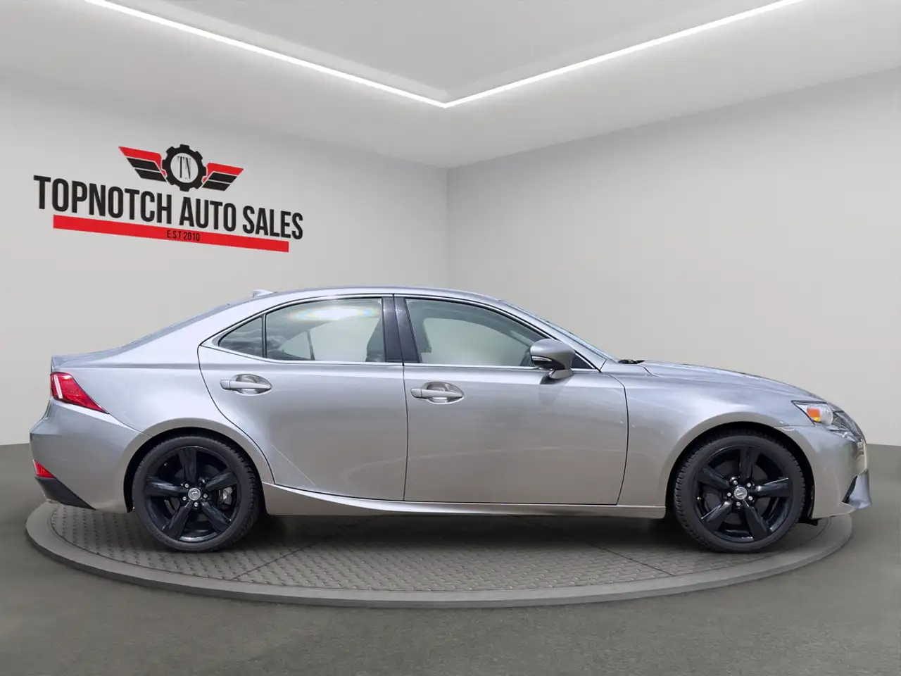 Lexus IS снимка Lexus IS