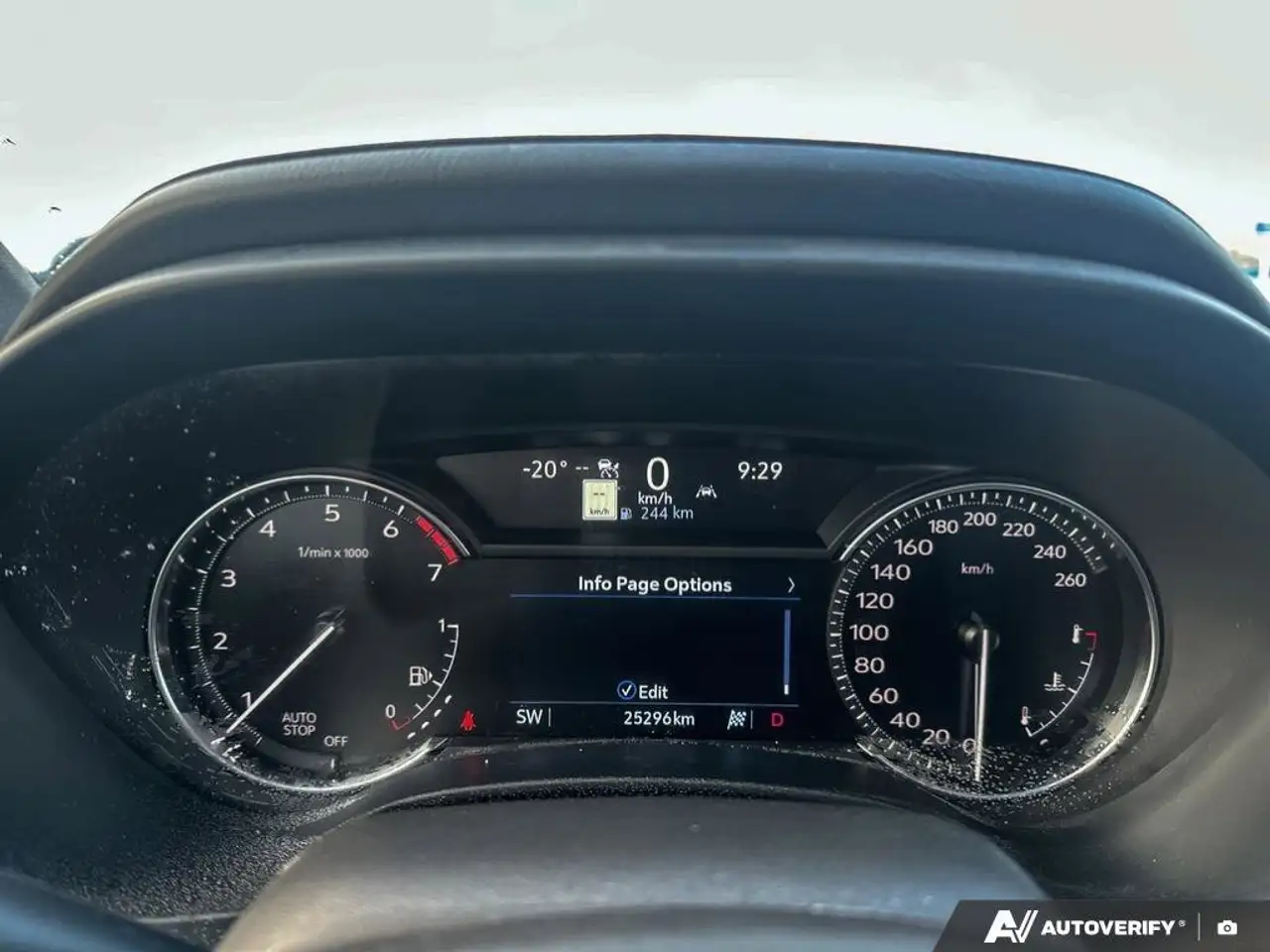 Cadillac CT4 снимка Cadillac CT4