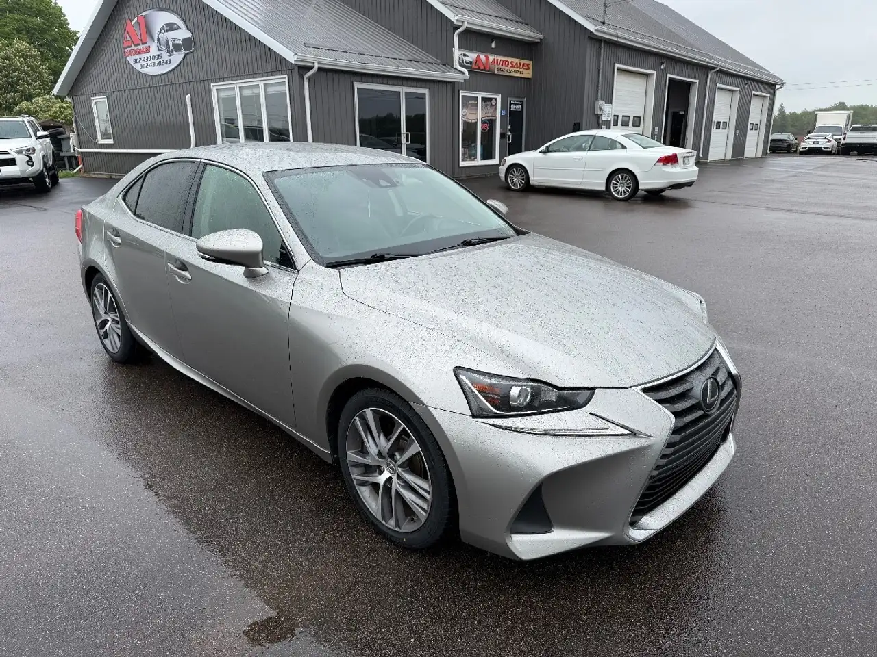 2018 Lexus IS