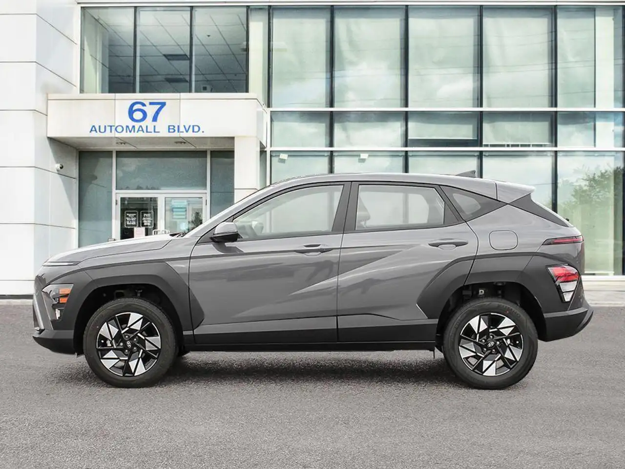 Hyundai KONA снимка Hyundai KONA