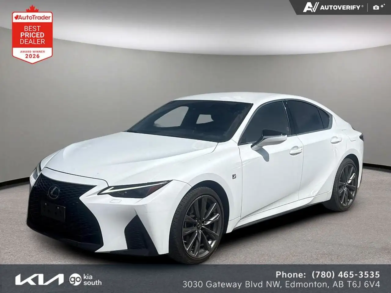 2022 Lexus IS