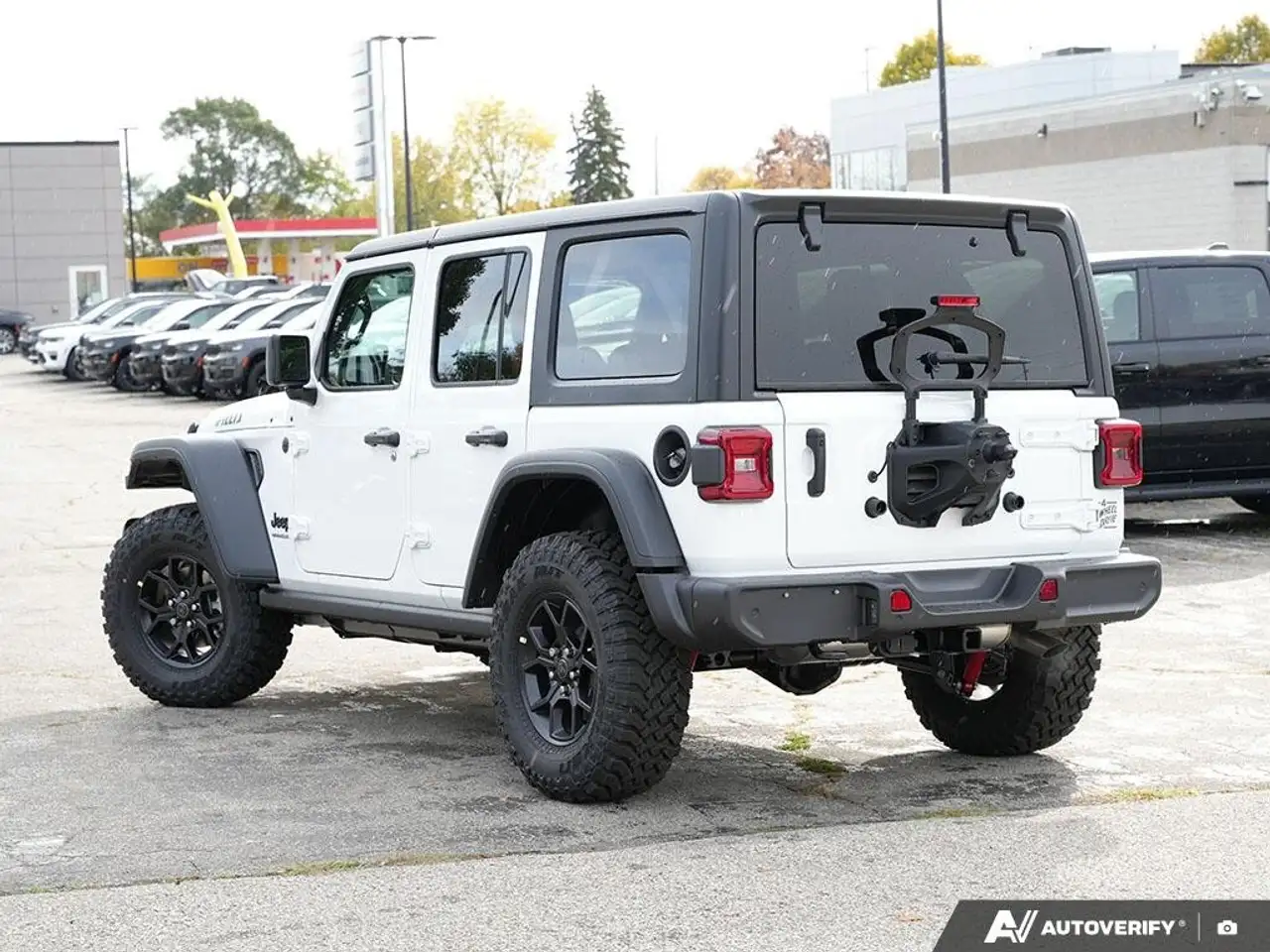 Jeep Wrangler photo Jeep Wrangler