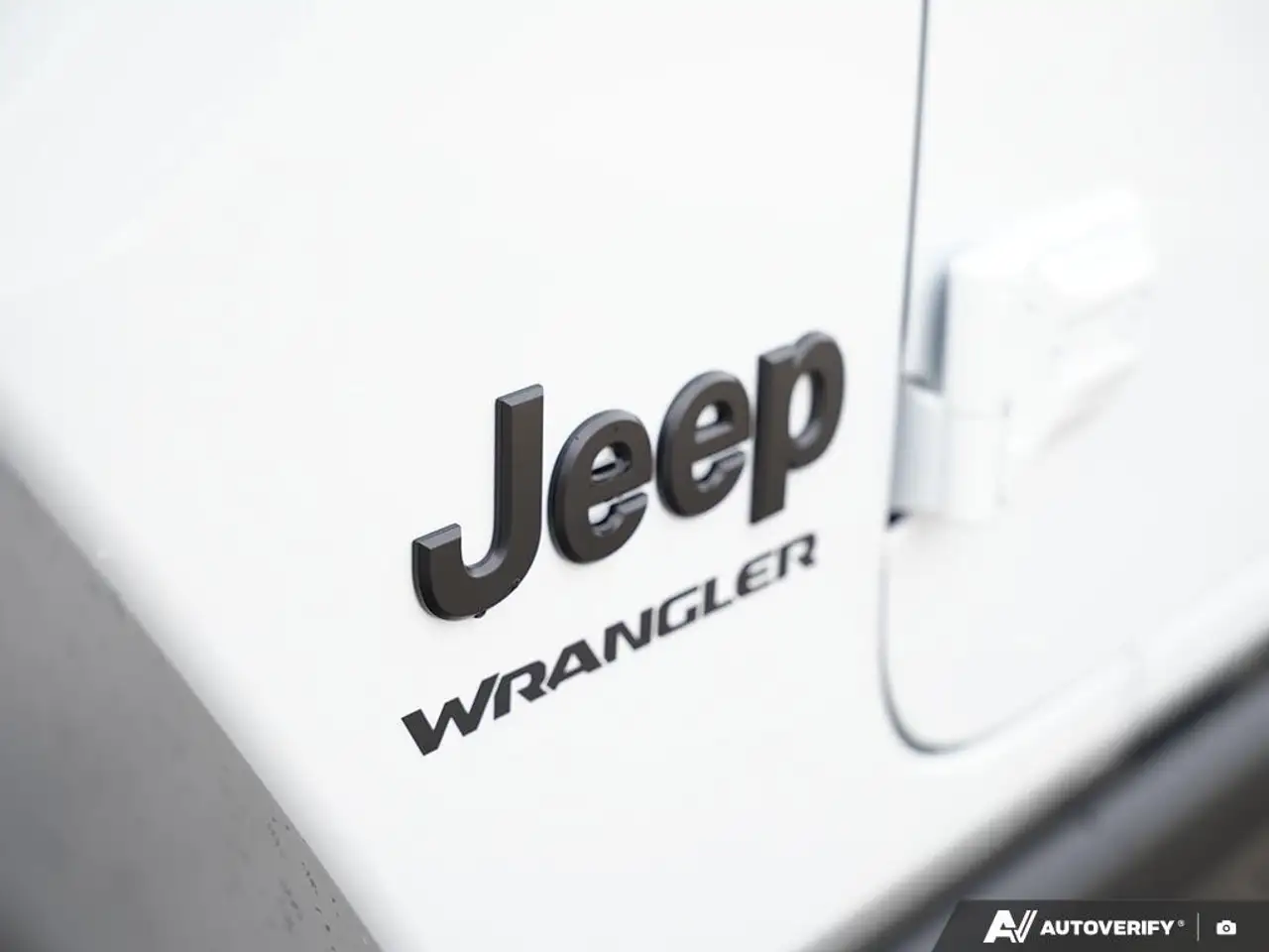 Jeep Wrangler photo Jeep Wrangler