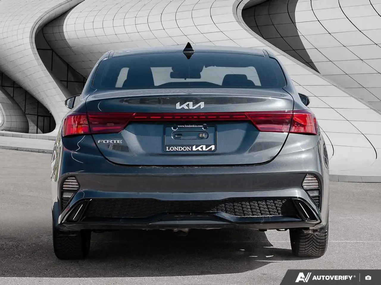 Kia Forte снимка Kia Forte