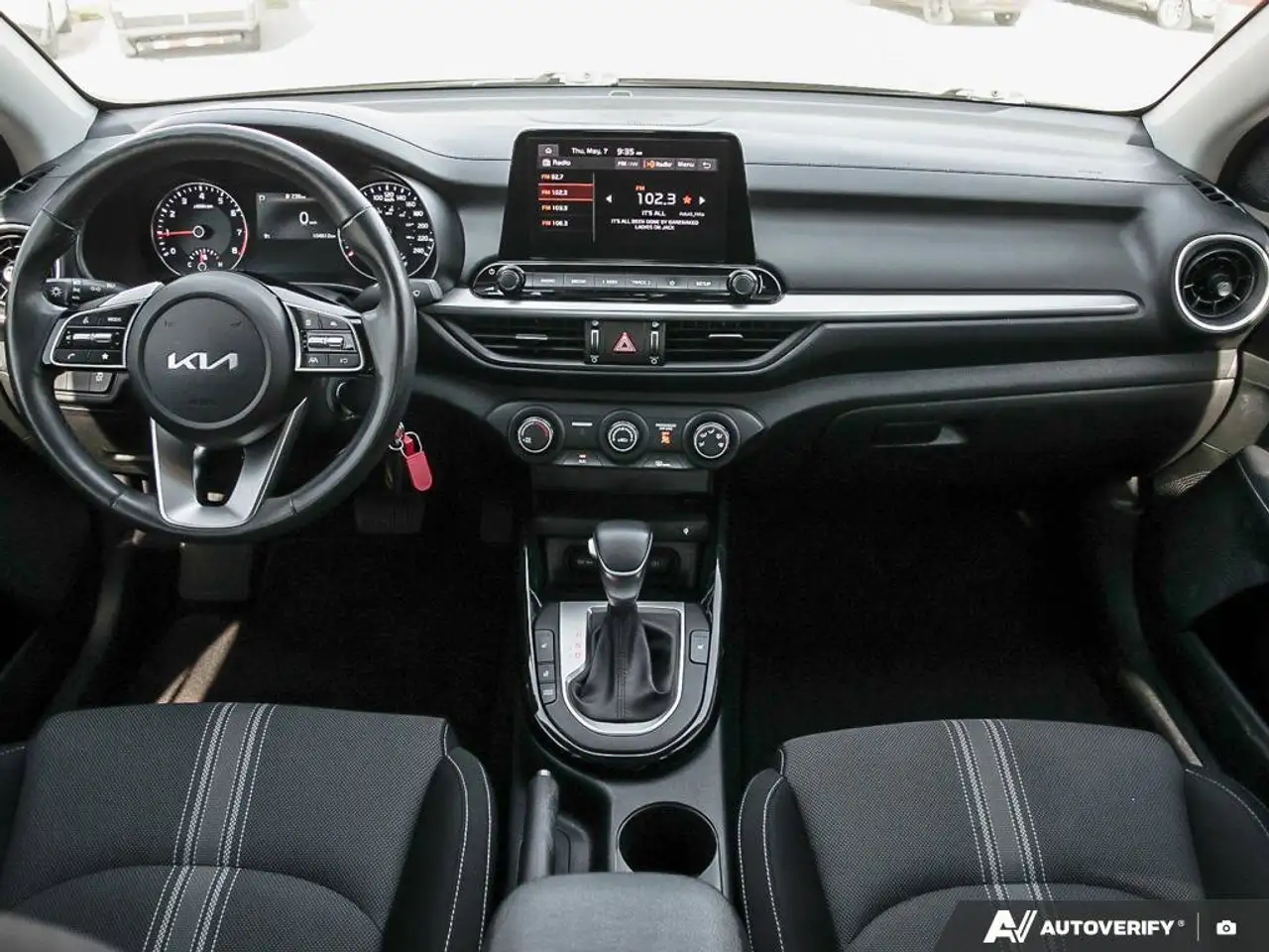 Kia Forte снимка Kia Forte