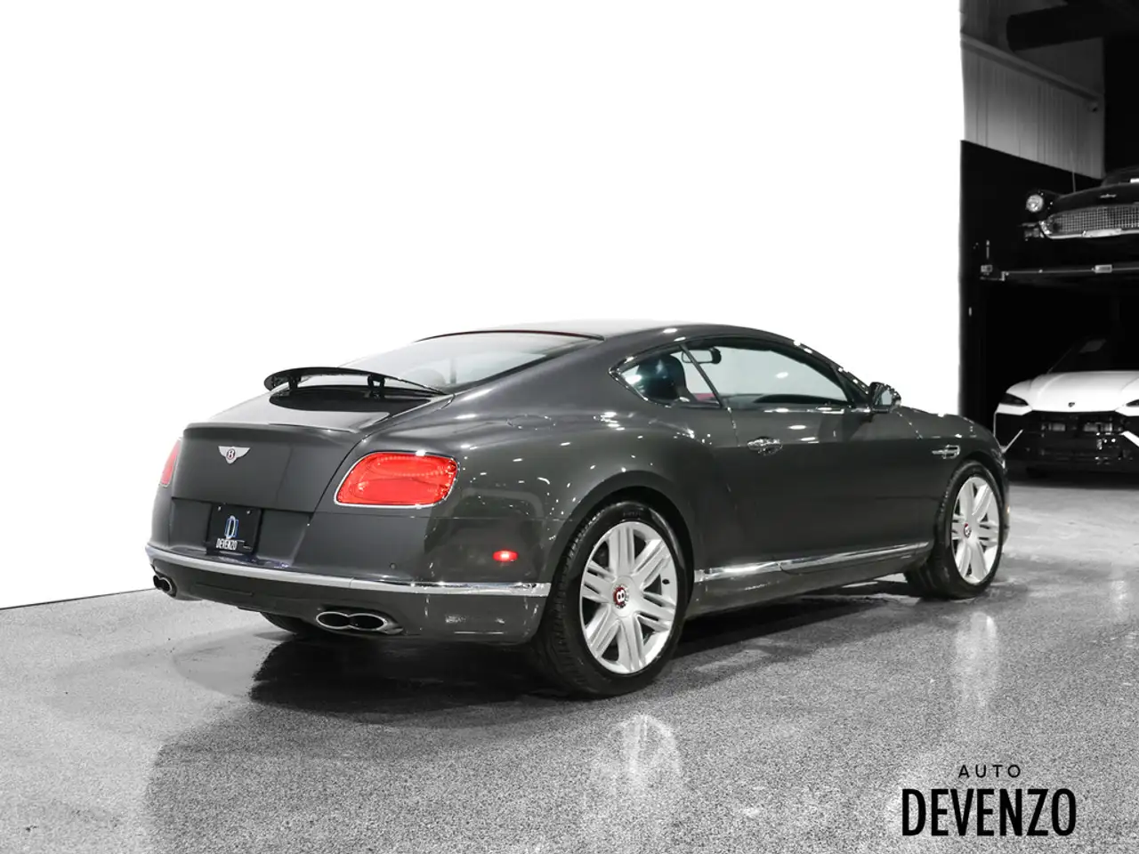 Bentley Continental GT снимка Bentley Continental GT