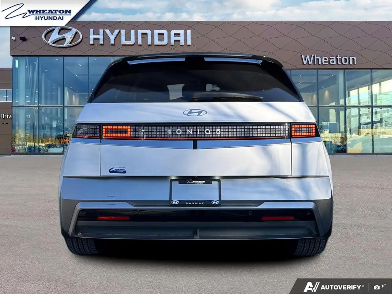 Hyundai IONIQ 5 снимка Hyundai IONIQ 5