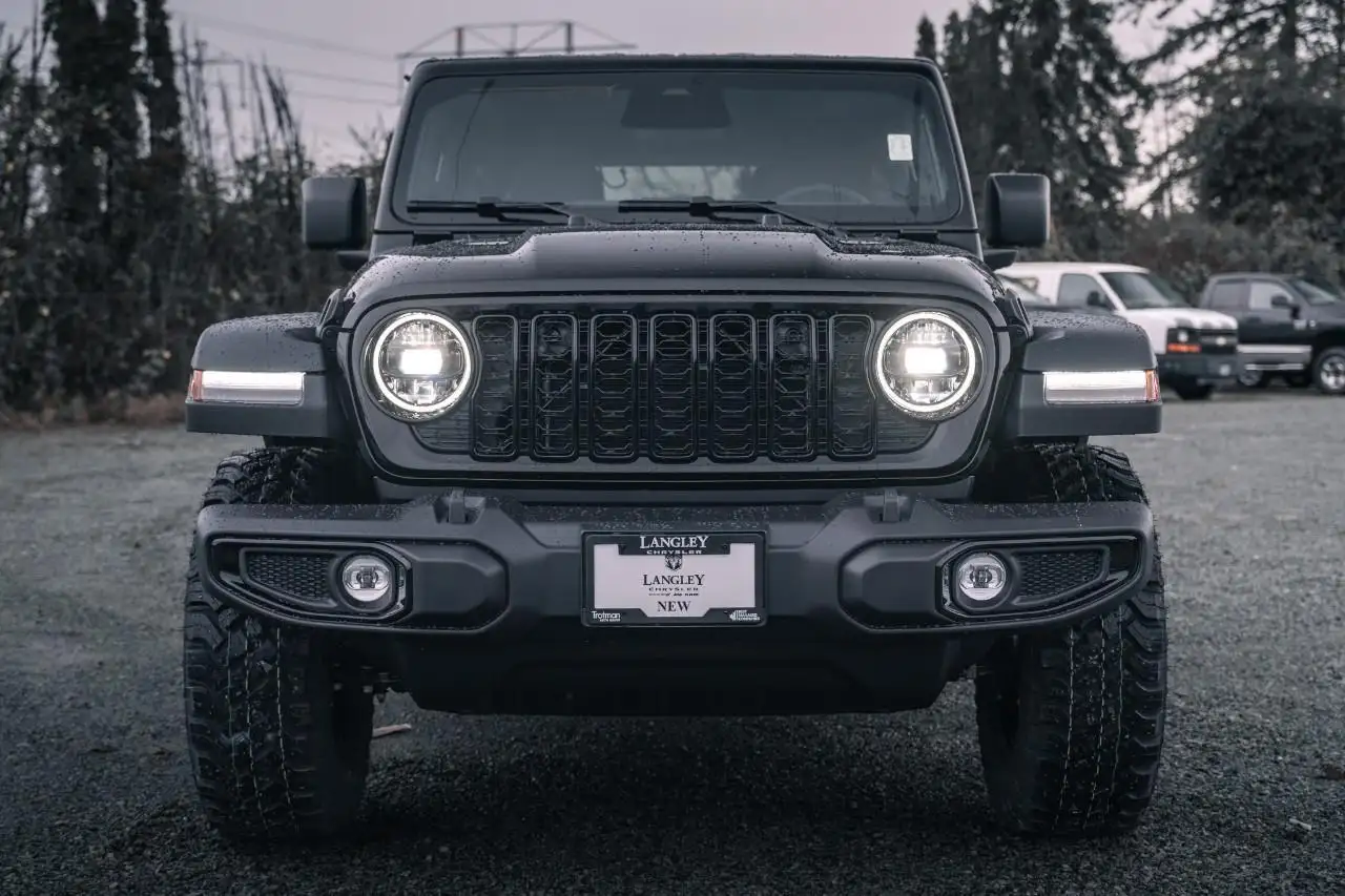Jeep Wrangler снимка Jeep Wrangler