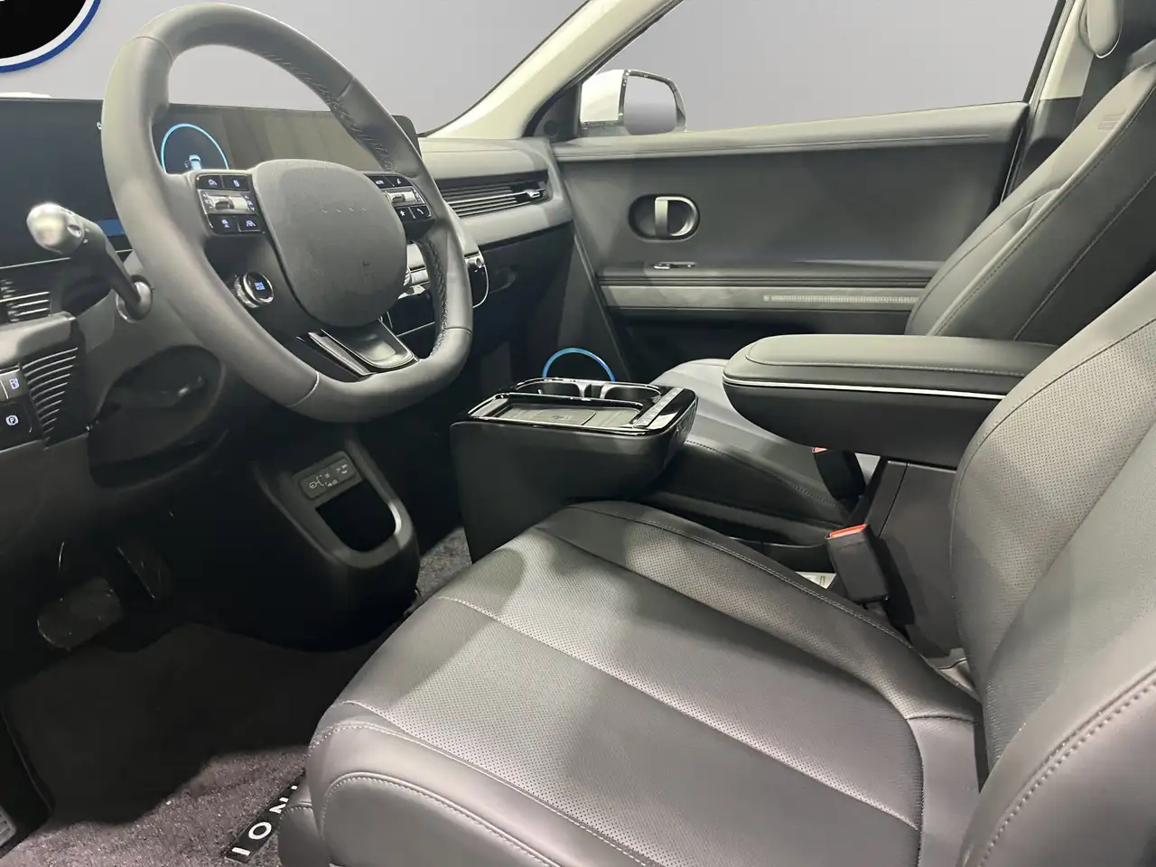 Hyundai IONIQ 5 снимка Hyundai IONIQ 5