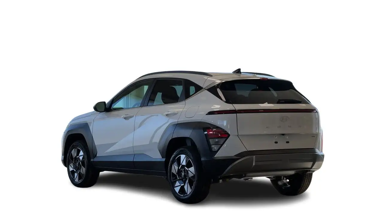 Hyundai KONA снимка Hyundai KONA