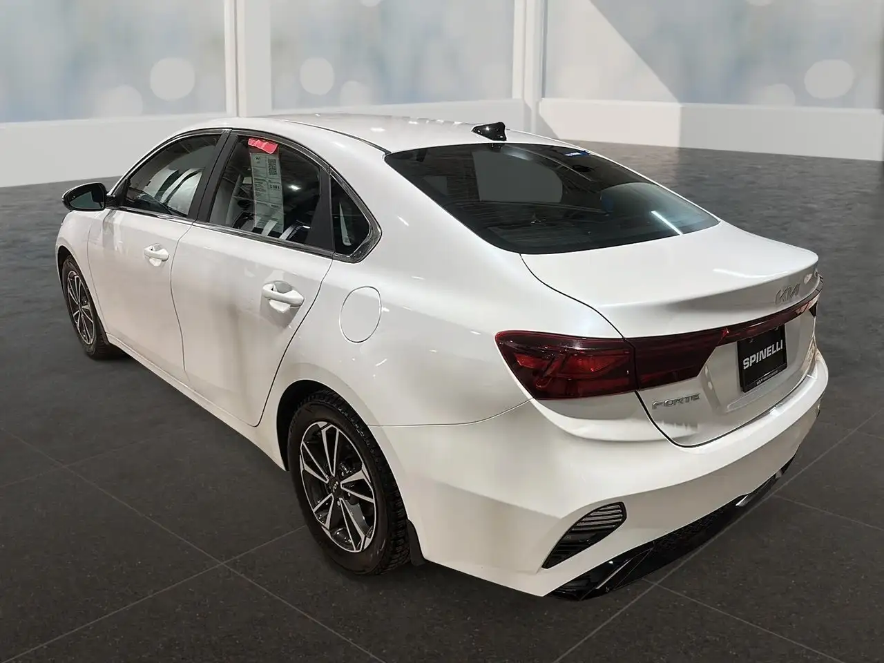 Kia Forte снимка Kia Forte