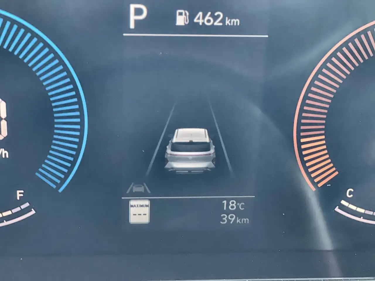 Hyundai KONA снимка Hyundai KONA