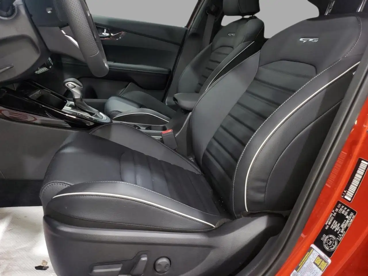 Kia Forte снимка Kia Forte