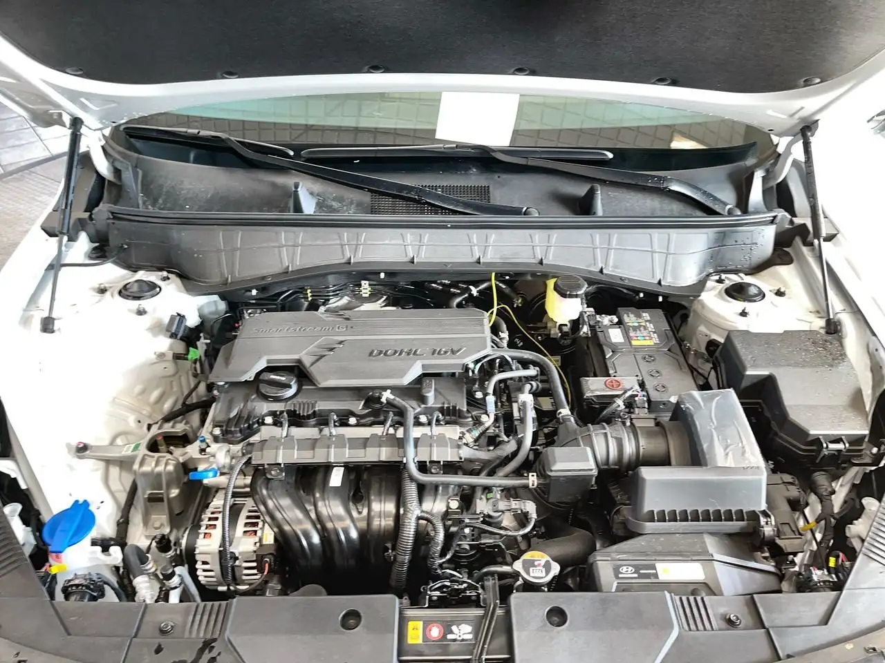 Hyundai KONA снимка Hyundai KONA