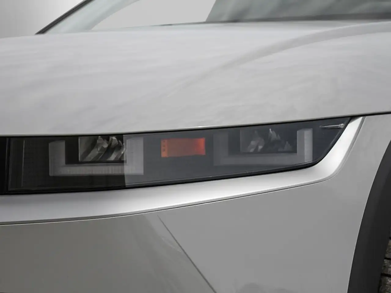 Hyundai IONIQ 5 снимка Hyundai IONIQ 5