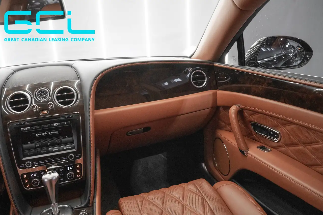 Bentley Flying Spur fotografie Bentley Flying Spur