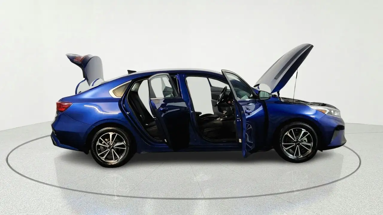 Kia Forte снимка Kia Forte