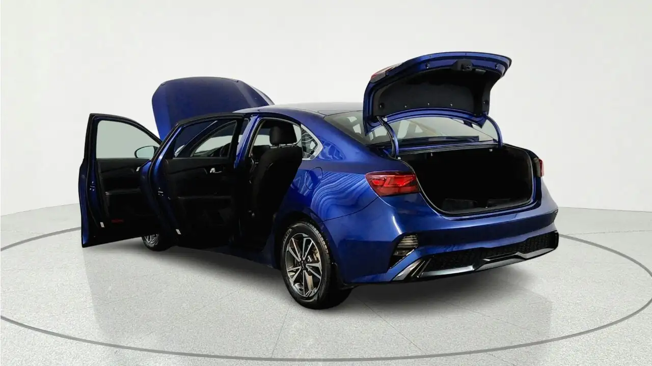 Kia Forte снимка Kia Forte