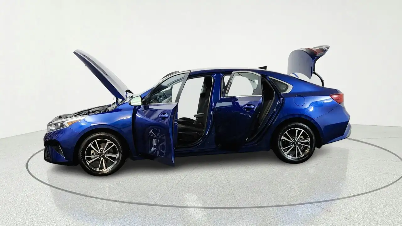 Kia Forte снимка Kia Forte
