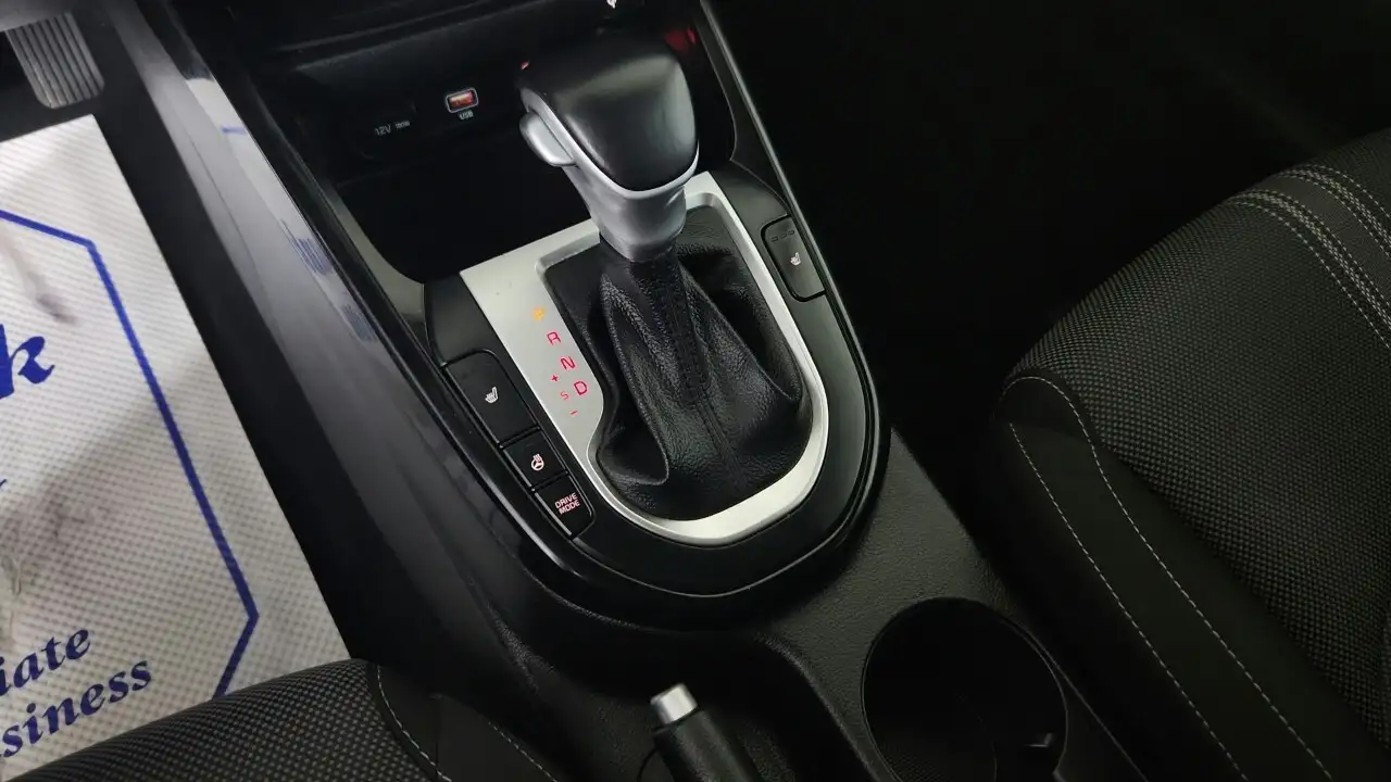 Kia Forte снимка Kia Forte