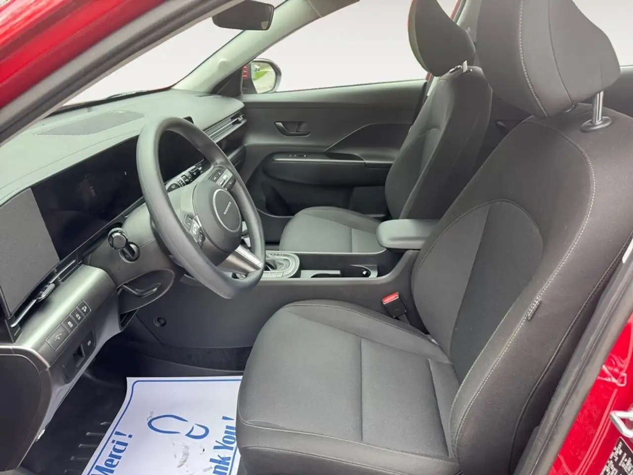 Hyundai KONA снимка Hyundai KONA