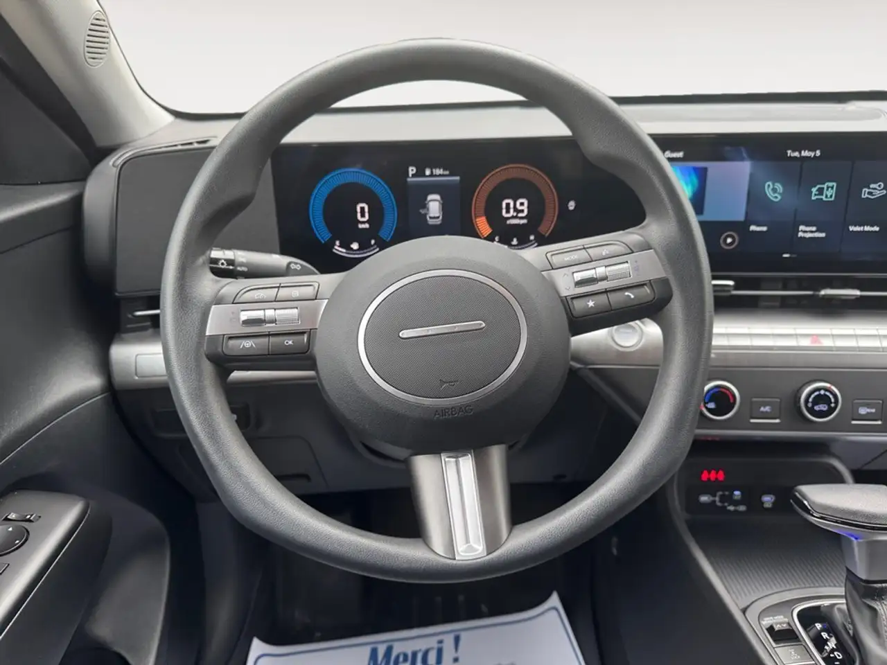 Hyundai KONA снимка Hyundai KONA
