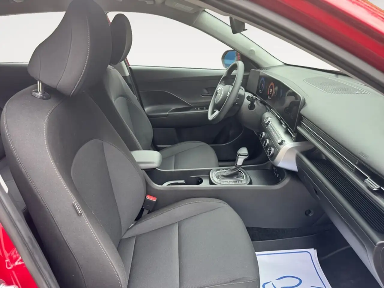 Hyundai KONA снимка Hyundai KONA