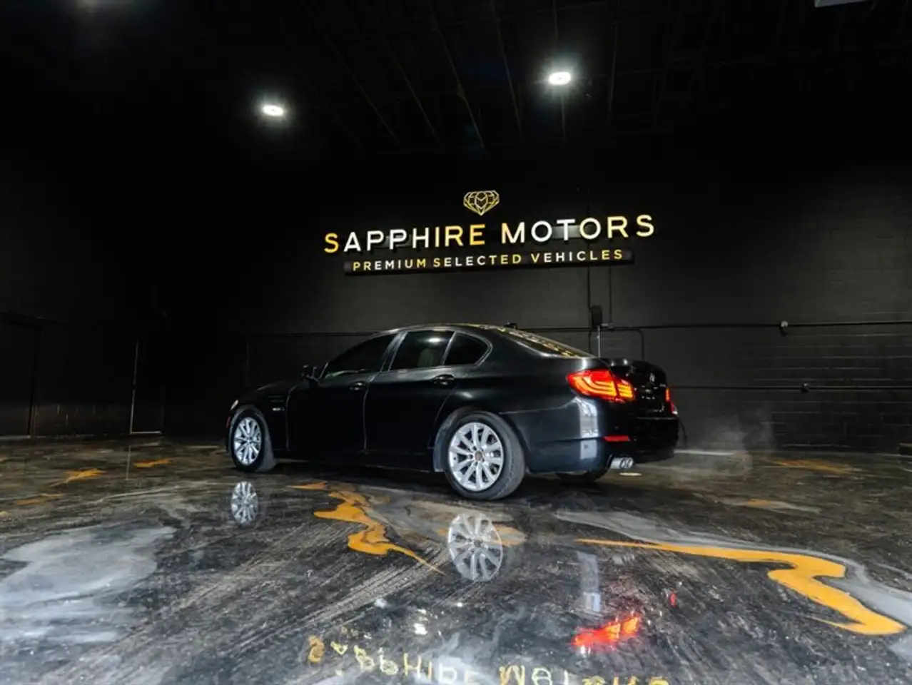 BMW 5 Series photo BMW 5 Series