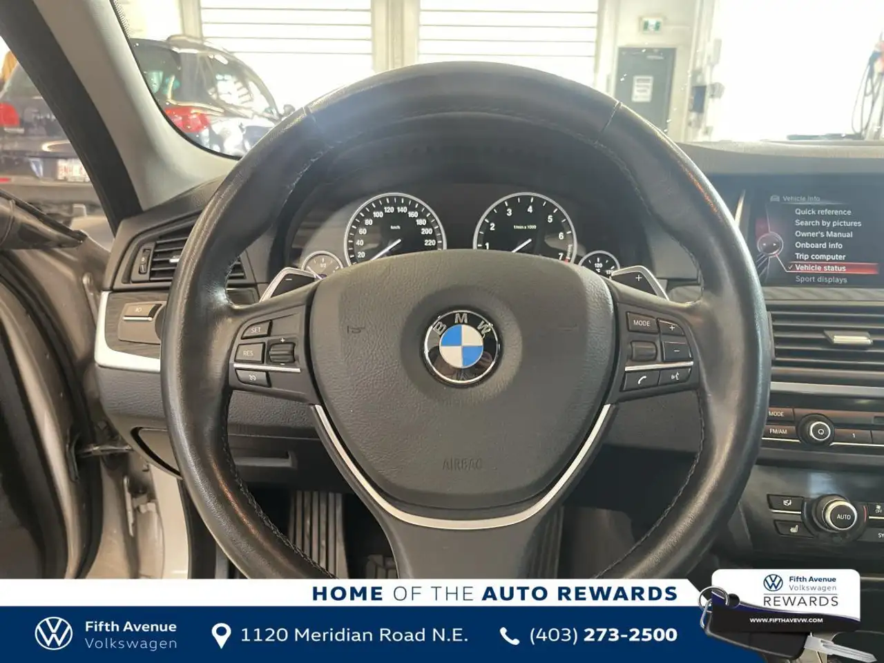 BMW 5 Series снимка BMW 5 Series