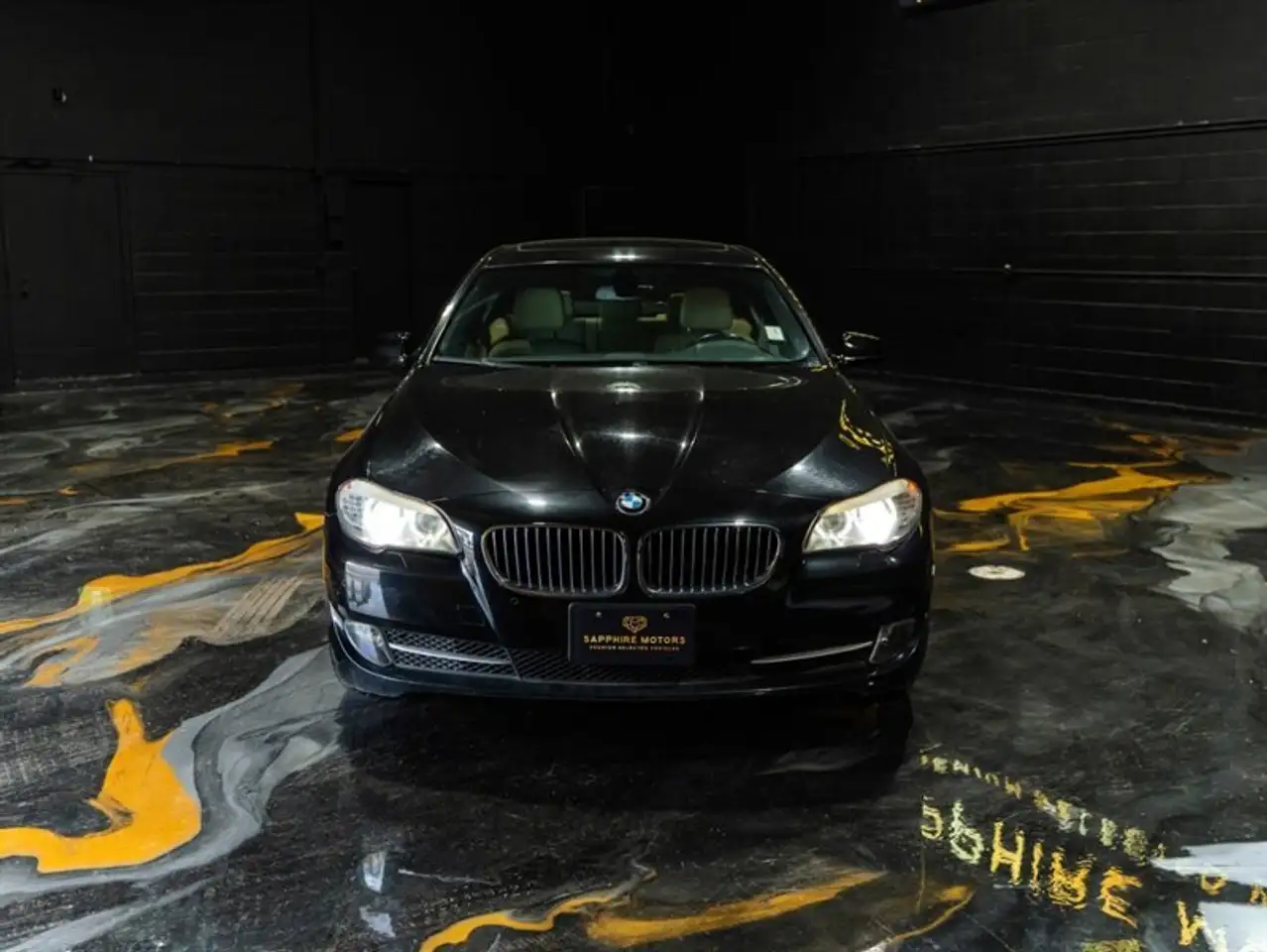 BMW 5 Series photo BMW 5 Series