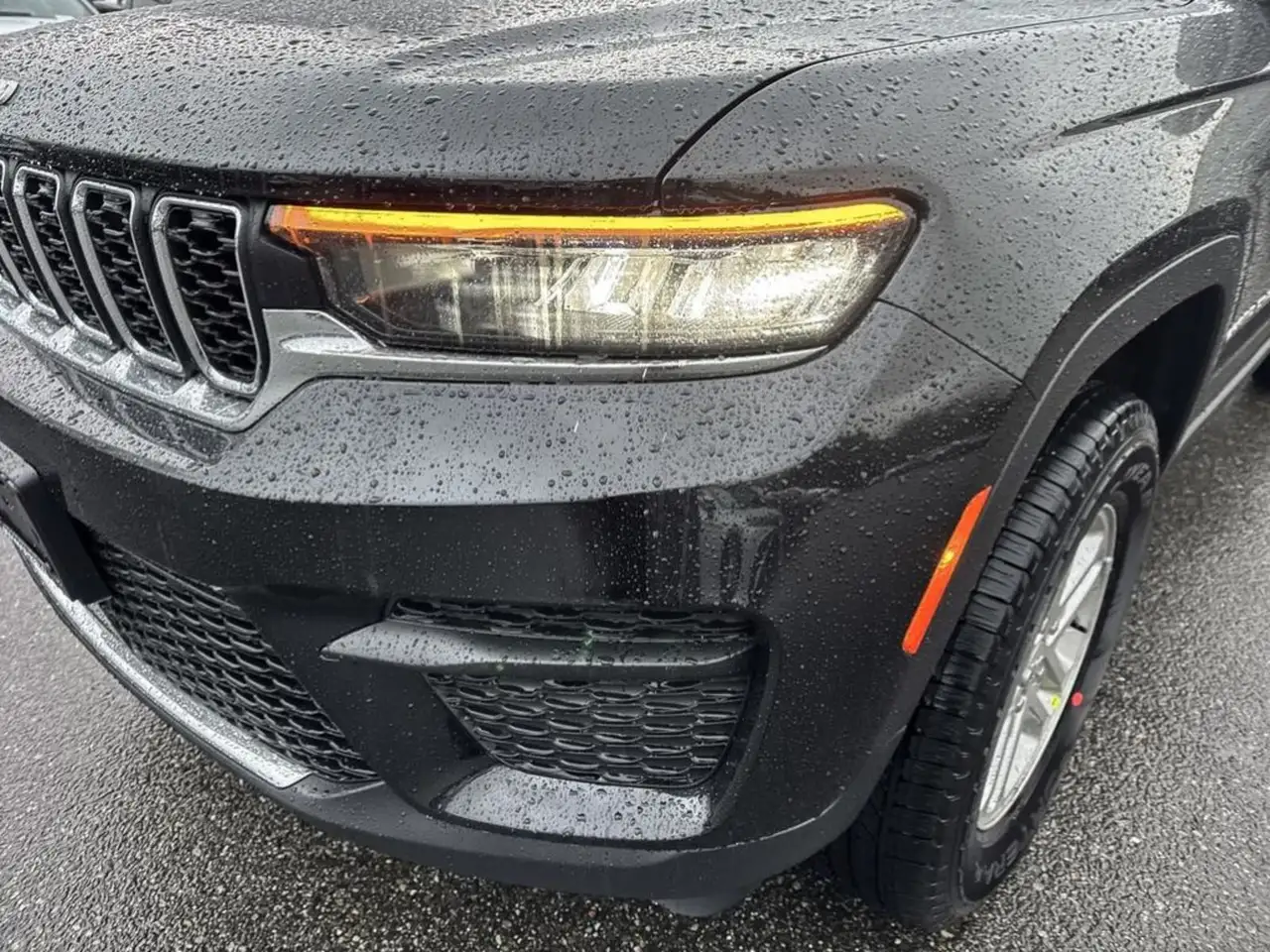 Jeep Grand Cherokee снимка Jeep Grand Cherokee