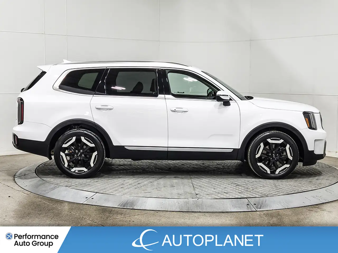 Kia Telluride снимка Kia Telluride