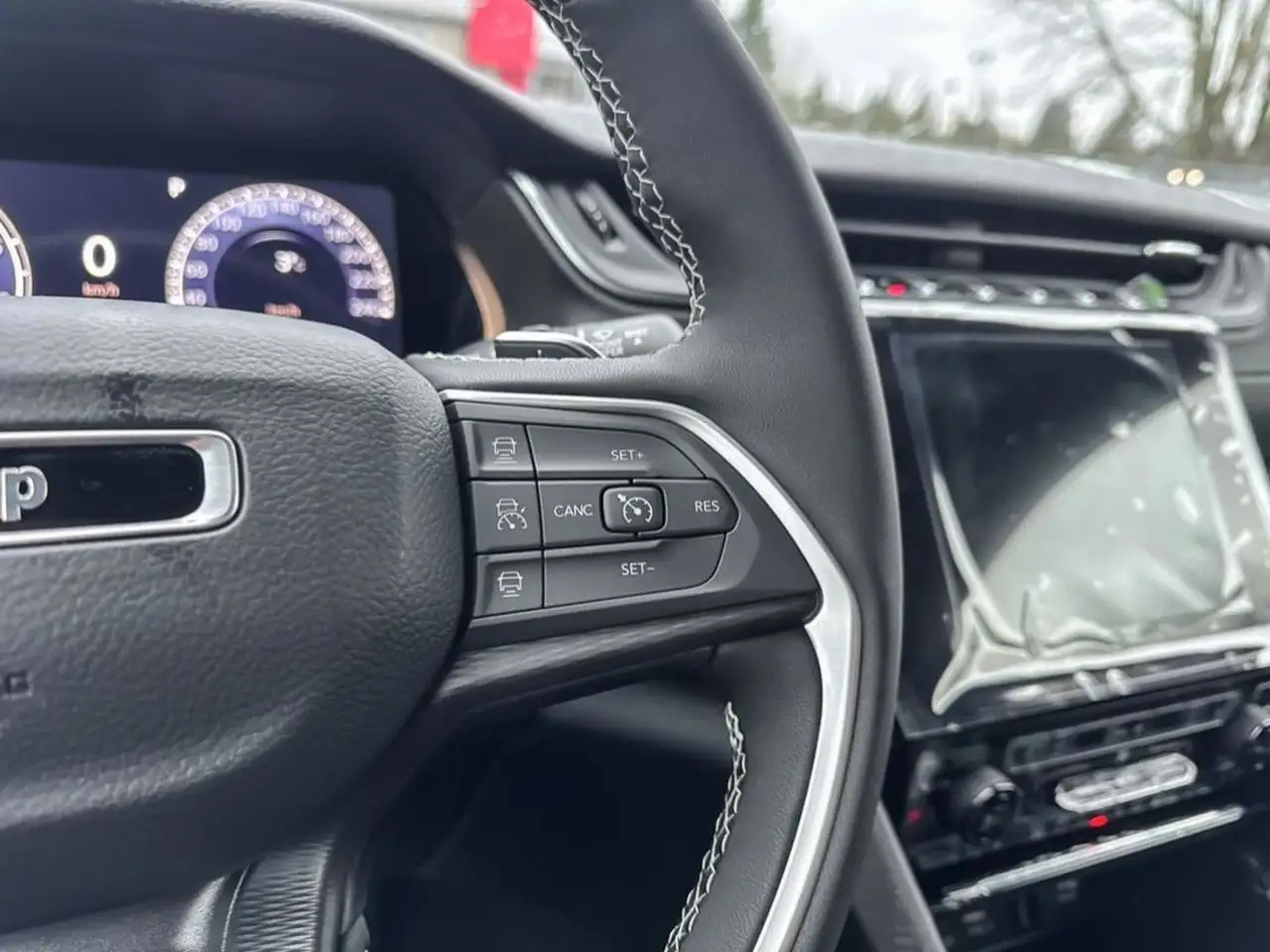 Jeep Grand Cherokee снимка Jeep Grand Cherokee