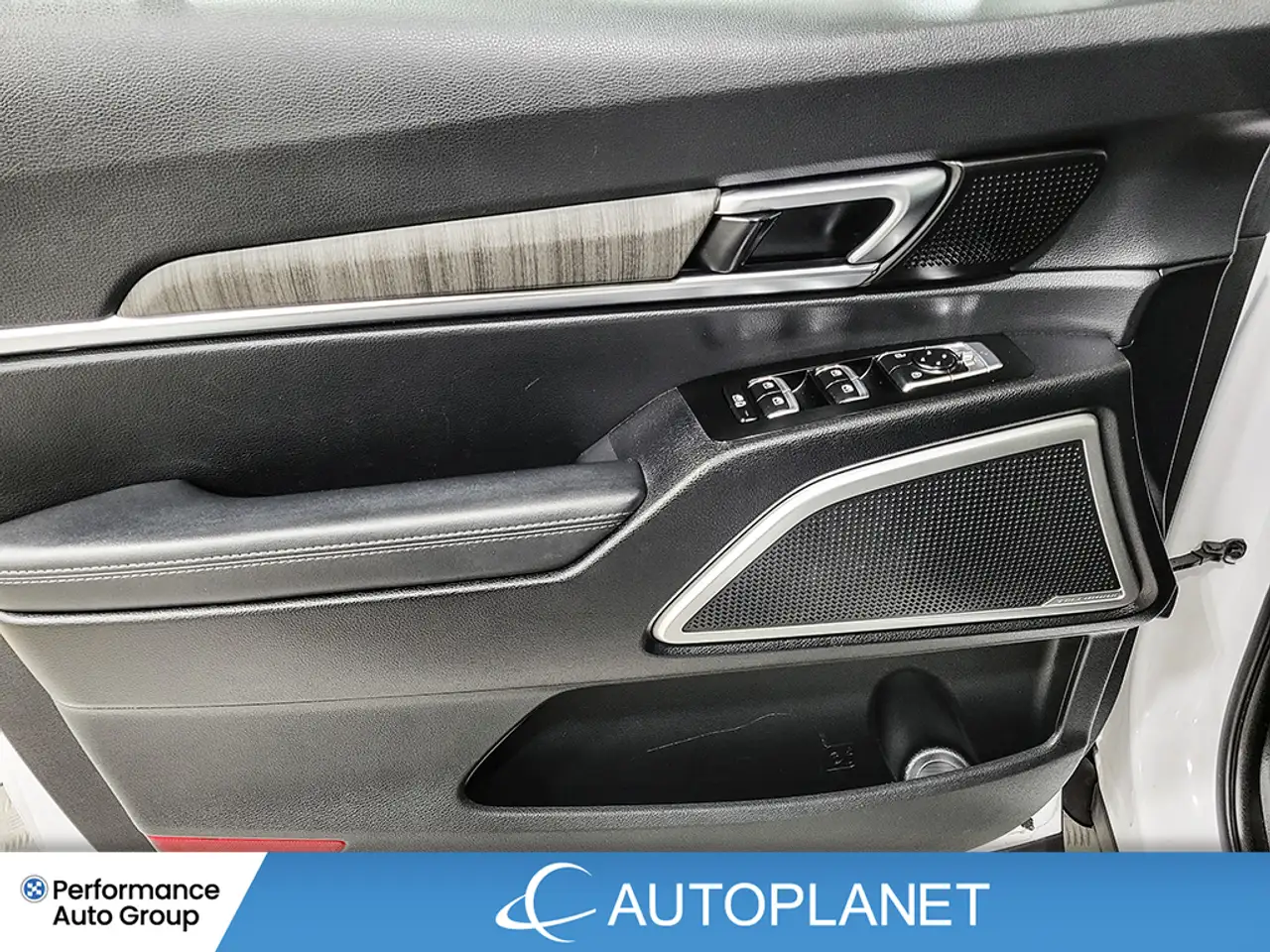 Kia Telluride снимка Kia Telluride